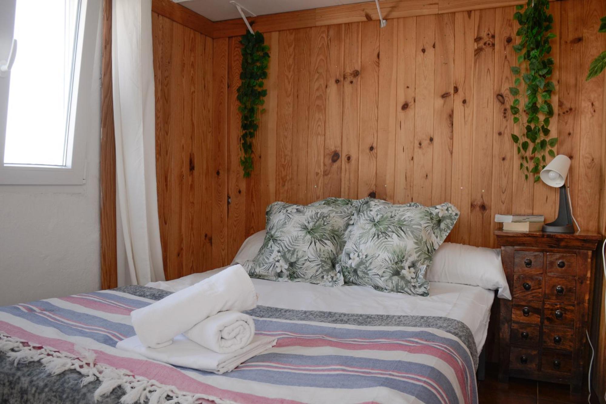 Lion Hostel By Kitesurf Tarifa Exterior photo